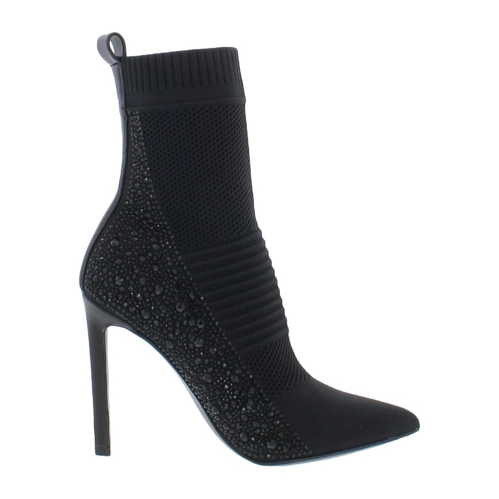 Steve Madden Black Textured Heeled Boots. Size 7